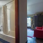 Chan Da Ra Country house A Lama